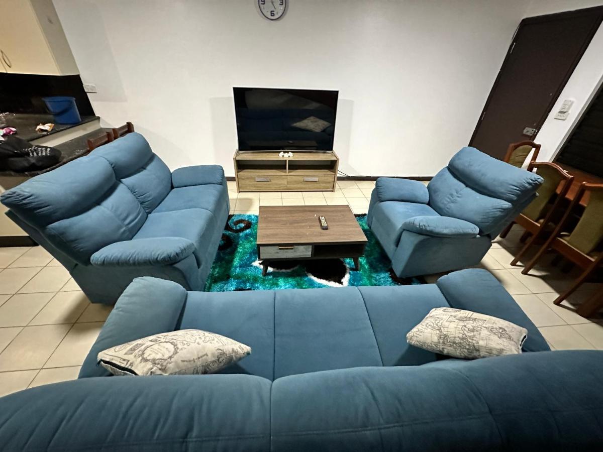 Ambitious Apartment Nadi Esterno foto